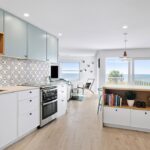 Modern U-Shape Kitchen in Caesarstone 4001 Fresh Concrete | 2076