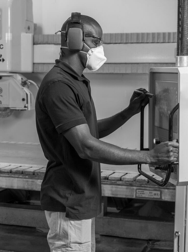 Caesarstone operator