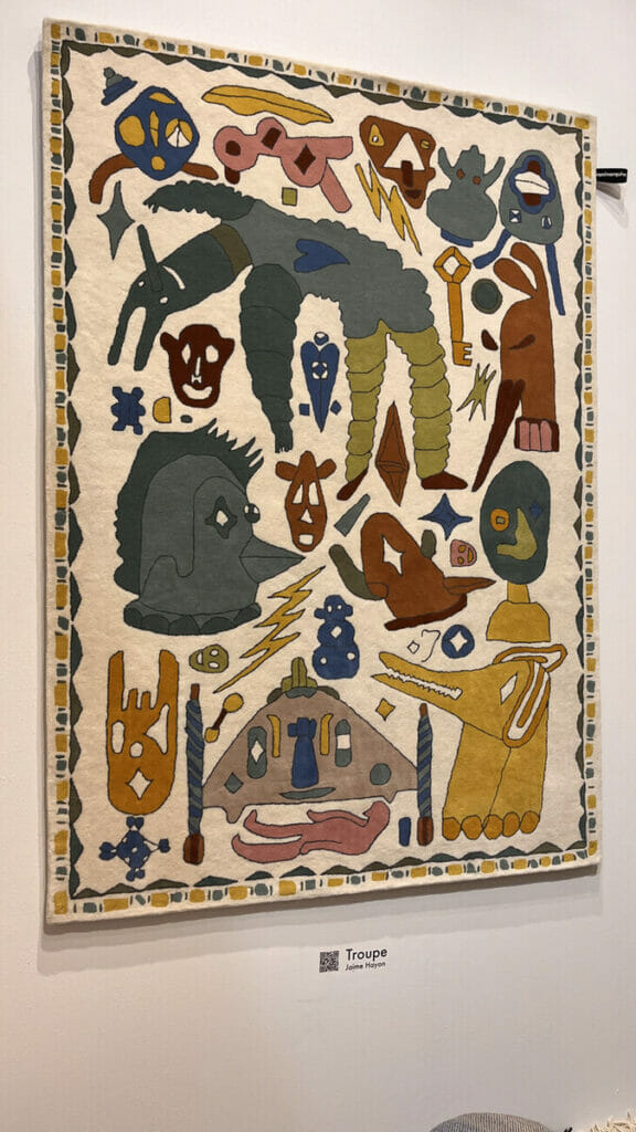 השטיח Troupe משובב הנפש של המעצב הספרדי חיימה חיון. צילום: יובל סער