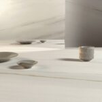 מטבח תעשייתי עם דגם פורצלן Sleet 502