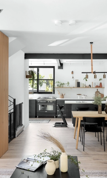 פרויקט של המעצבת פנים אורלי גונן עם משטח 503 פורצלן של אבן קיסר צילום: אורן עמוס