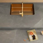 משטח שיש פורצלן של אבן קיסר דגם ICE STONE 913