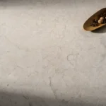 משטח פורצלן שיש אבן קיסר Fossilli 545