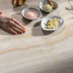 משטח פורצלן שיש אבן קיסר 509 Onyxa